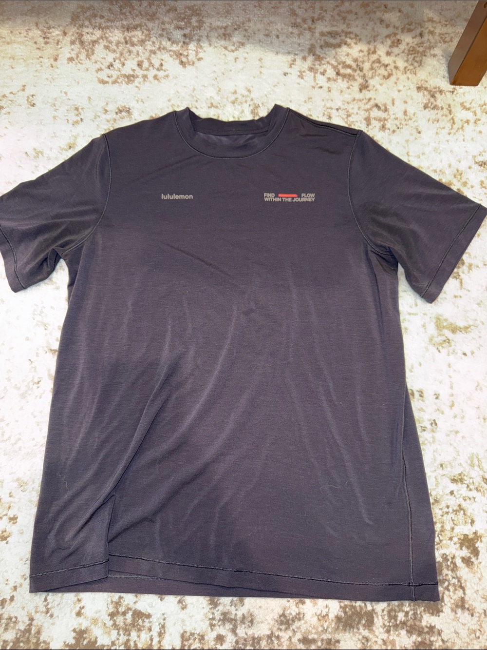 lululemon athletica Women’s Midnight Blue Short Sleeve Performance Tee